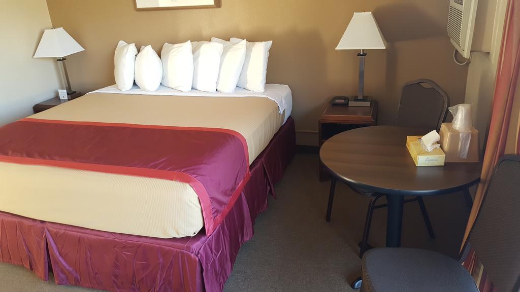 Lake Powell Canyon Inn เพจ ภายนอก รูปภาพ